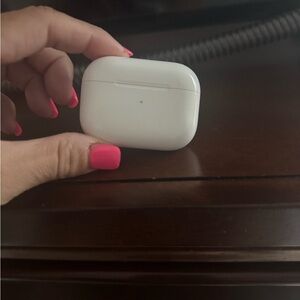 Apple White Earbud Headphones